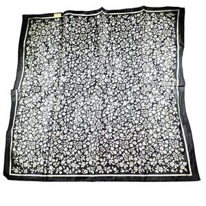 Scarf pocket square handkerchief Vtg Black White Floral glentex fairy cottage